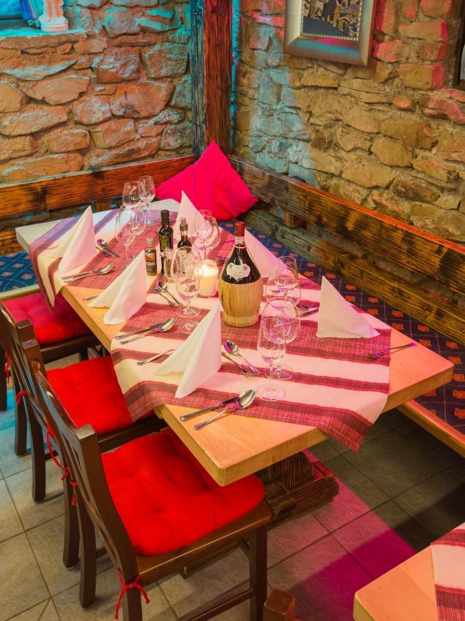 Party Hotel Taverne Obertauern Bagian luar foto